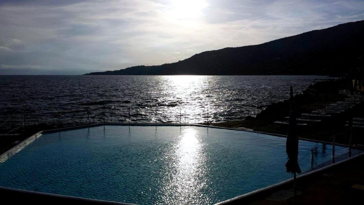 Hotel La Perla Del Capo Ospedaletti Exteriér fotografie